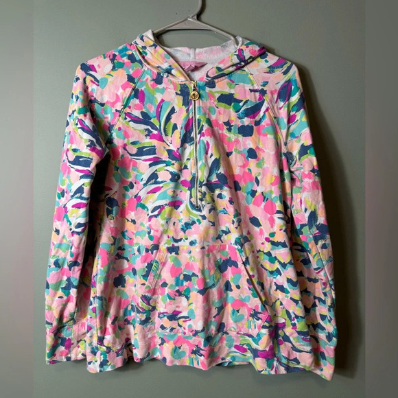 Lilly Pulitzer Women’s Hooded Pullover 1/4  Zip in‎ Pina Colada Medium - Picture 1 of 7